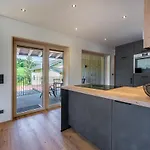 Glueckhoch2 Apartman